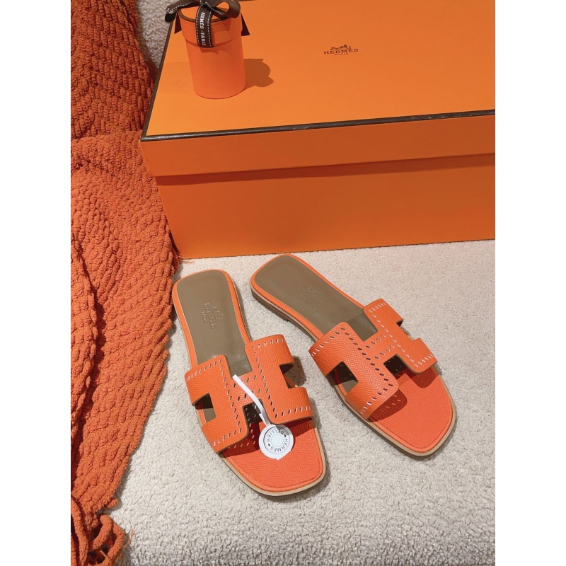 H**mes slippers